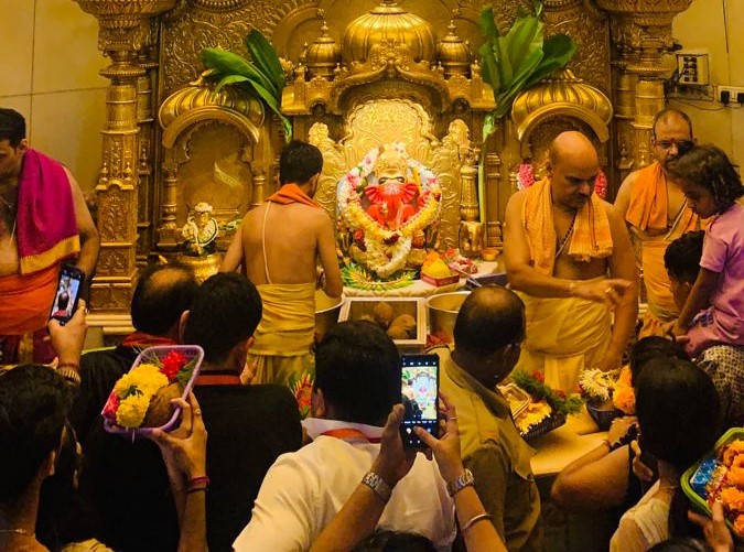Siddhivinayak Live darshan